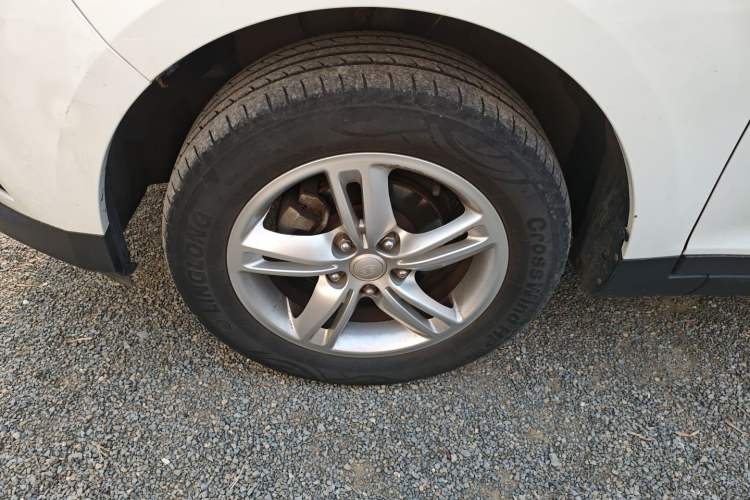 Used FAW Junpai D60 2016 1.5L Manual Luxury Model Left Front Wheel Hub