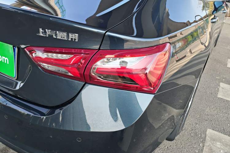 Used Chevrolet Malibu XL 2022 535T Automatic Sport Edition Right Rear Taillight