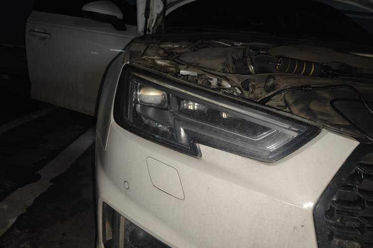 Used Audi A4L 2019 40 TFSI Fashion Version China V Right Front Headlight