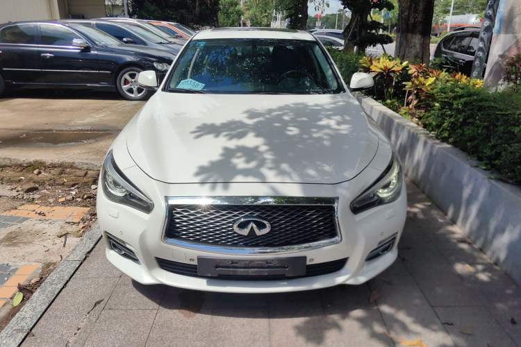 Used Infiniti Q50 2014 2.0T Luxury Edition