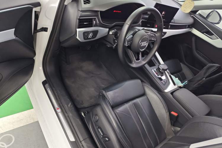 Used Audi A4L 2023 40 TFSI Fashion Dynamic Model Driver Seat