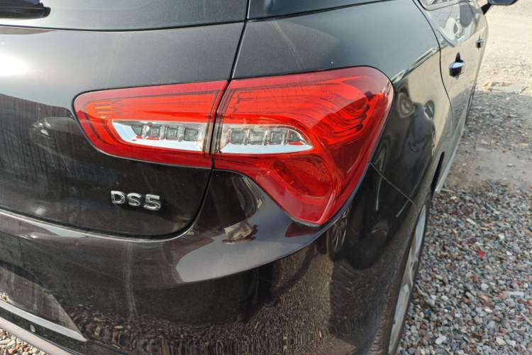 Used DS 5 2014 1.6T Elegant Version THP160
