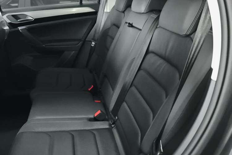 Used Volkswagen Tayron 2022 280TSI Two-Wheel Drive Luxury Smart Connectivity Version