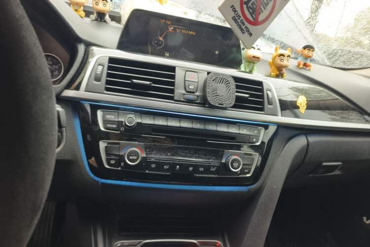 Used BMW 3 Series 2017 320Li Fashion Model
