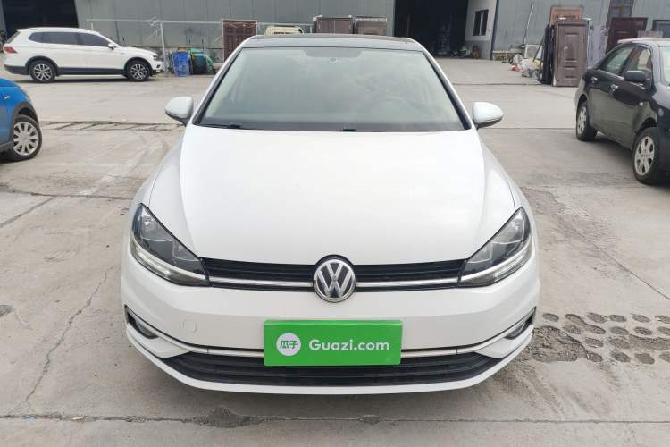 Used Volkswagen Golf 2015 1.4TSI Automatic Comfort Model
