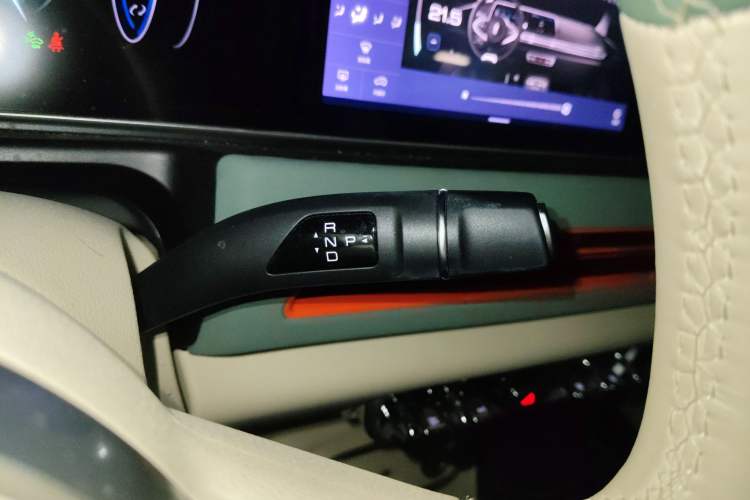 Used ORA Good Cat 2023 401 km Standard Range Premium Version Lithium Iron Phosphate