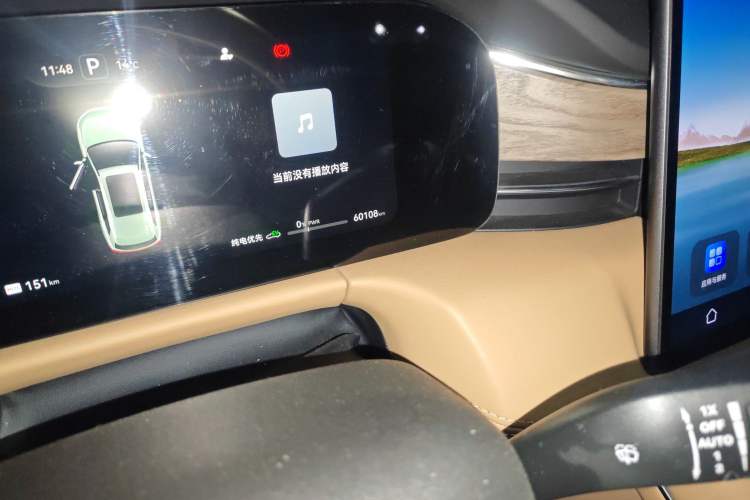 Used Hima AITO M7 2022 1.5T Rear-Drive Comfort Edition Odometer Close Up