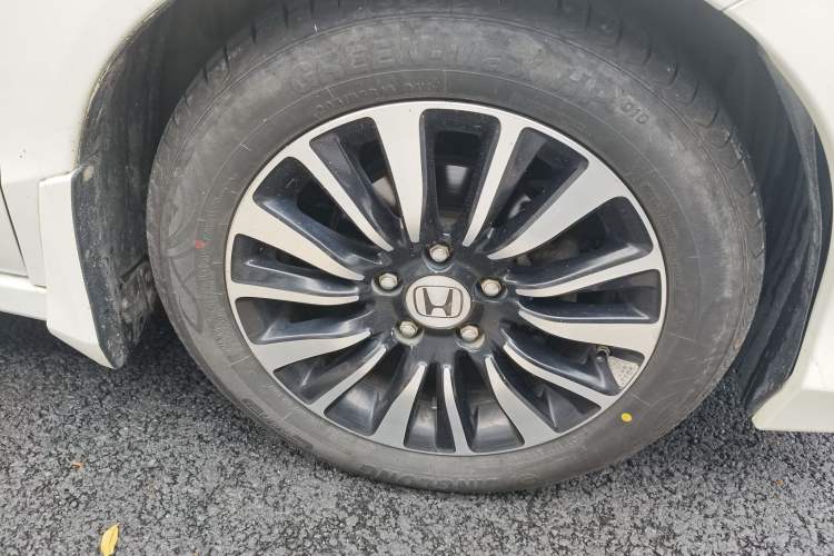 Used Honda Crider 2015 1.8L Automatic Ultra-Configured Limited Edition