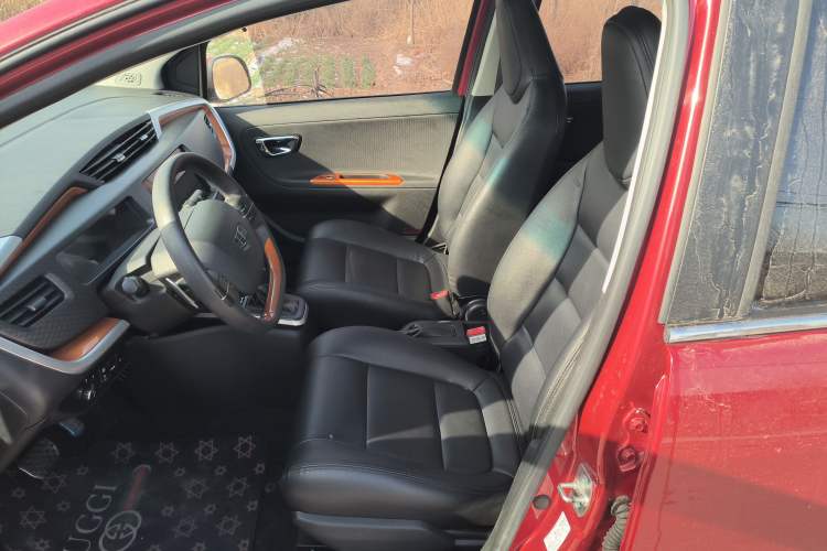 Used Geely Auto Vision X1 2017 1.3L Automatic Fun Edition
