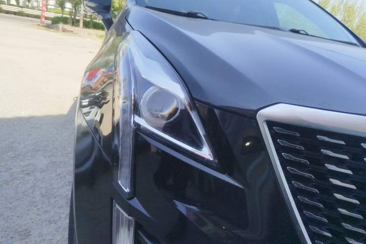 Used Cadillac XT5 2018 25T Luxury Model