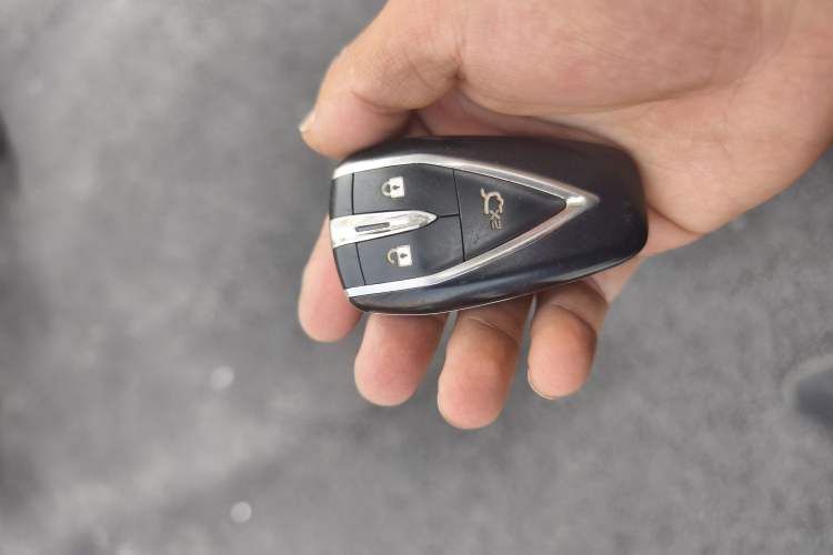 Used CHANGAN UNI-T 2020 1.5T Prestige Version