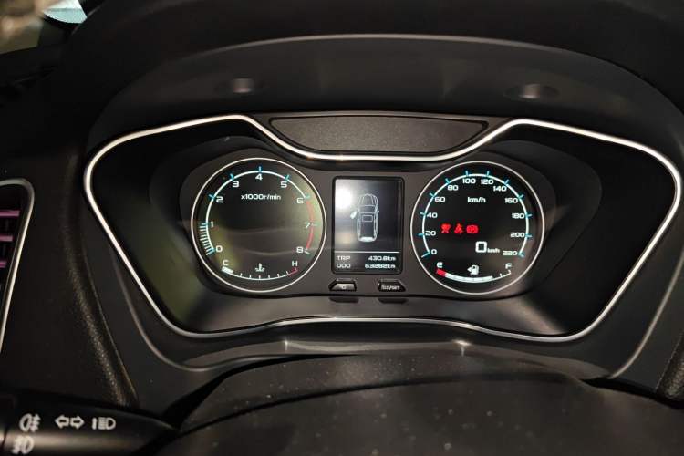 Used Geely Auto Vision X6 2016 1.8L Manual Luxury Model