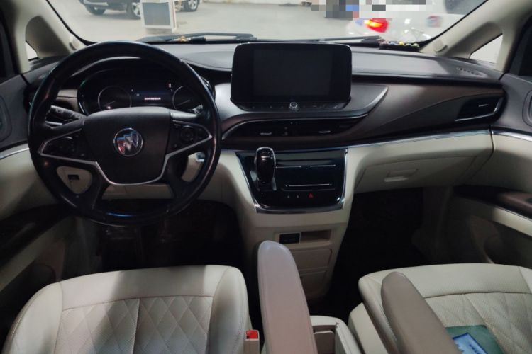 Used Buick GL8 2022 Land Cruiser Executive Class 652T Comfort Model