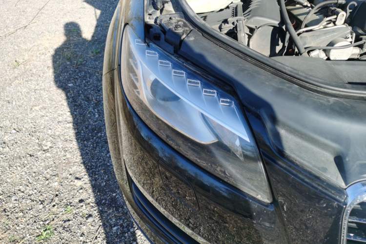 Used Audi Q7 2012 3.0 TFSI Comfort Model (200kW) Right Front Headlight