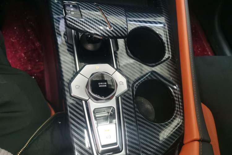 Used CHANGAN UNI-V 2023 2.0T Leading-Speed Edition