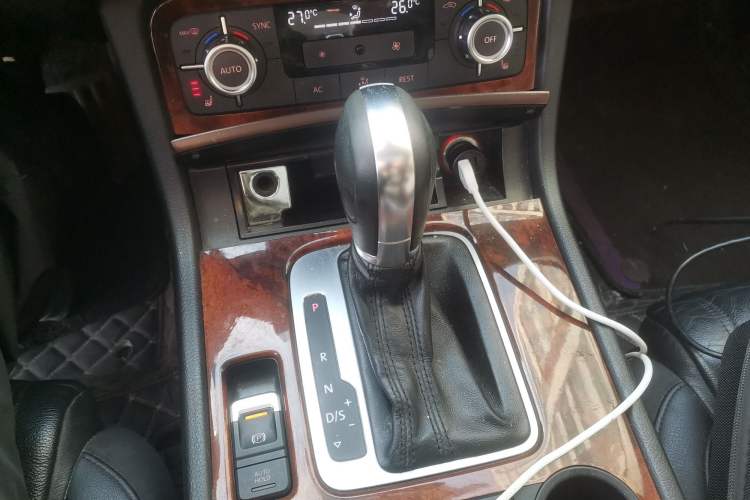 Used Volkswagen Touareg 2011 3.0 TSI Standard Version