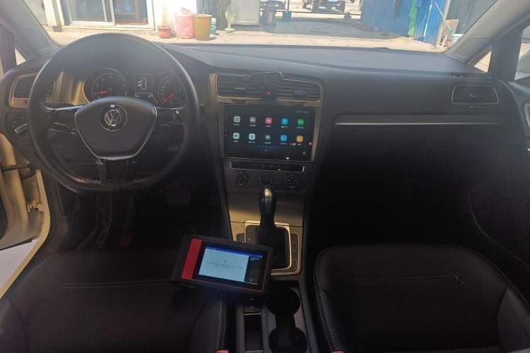 Used Volkswagen Golf 2016 1.6L Automatic Comfort Model
