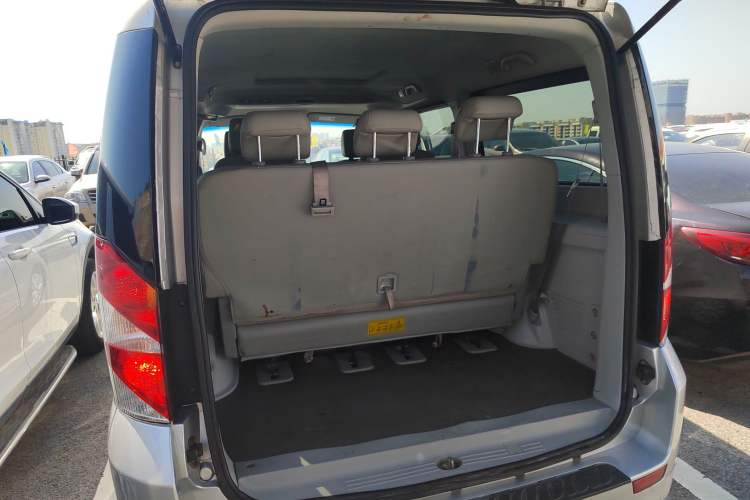 Used JAC Group Refine M5 2013 2.0T Gasoline Automatic Business Edition
