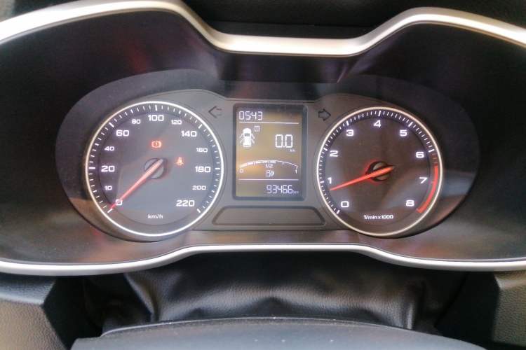 Used MG ZS 2017 1.5L Manual Luxury Edition
