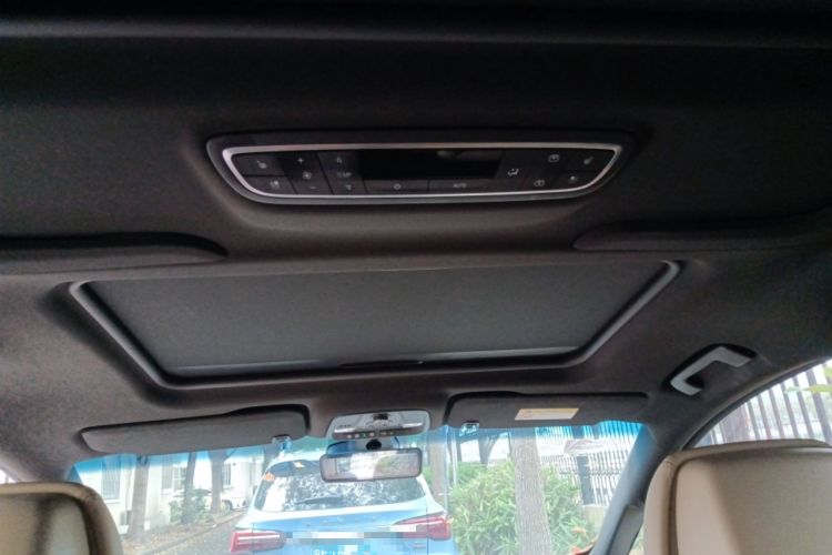 Used Buick GL8 2022 ES Land Cruiser 653T Luxury Model Headliner