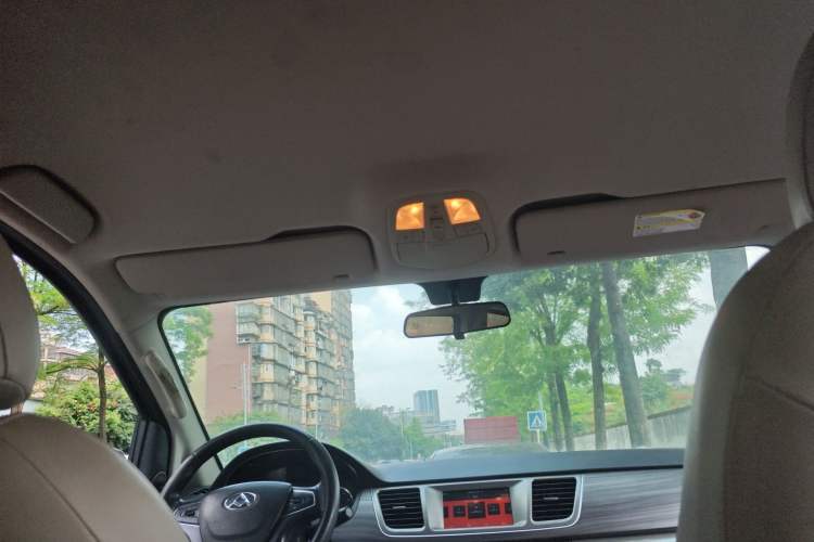 Used SAIC MAXUS G10 2016 2.0T Automatic Elite Edition Headliner