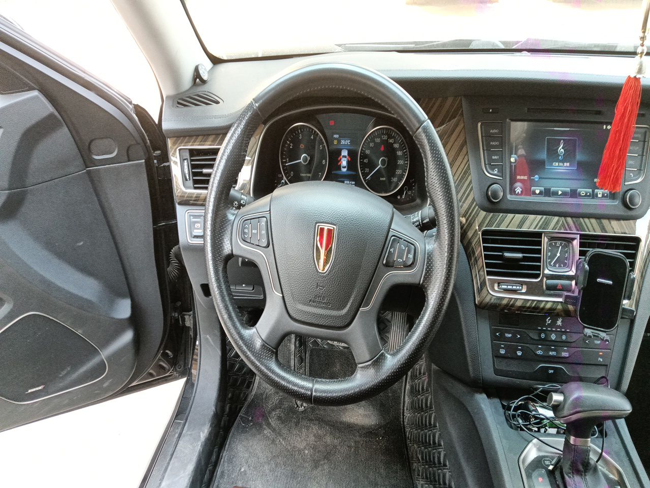 Hongqi H7 2021 1.8T Comfort Edition — снимка 10