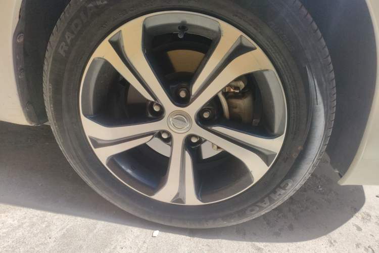 Used Nissan Tiida 2019 1.6L CVT Smart Drive Version China VI Standard Right Front Wheel Hub
