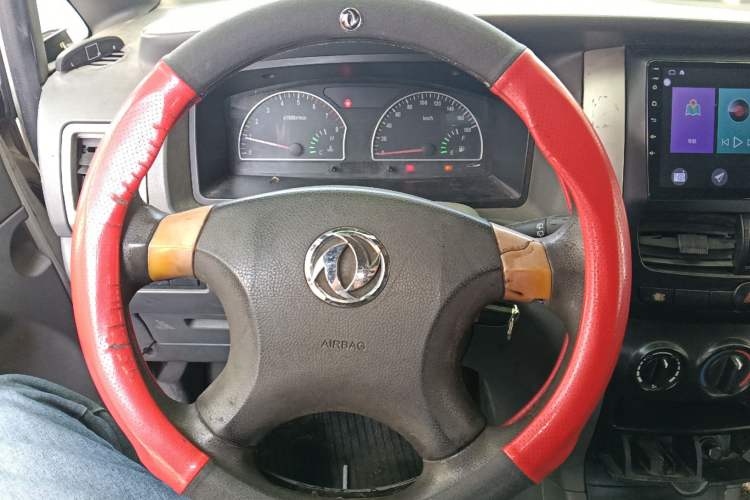 Used Dongfeng Shuaike 2011 1.6L Manual Comfort 7-Seater
