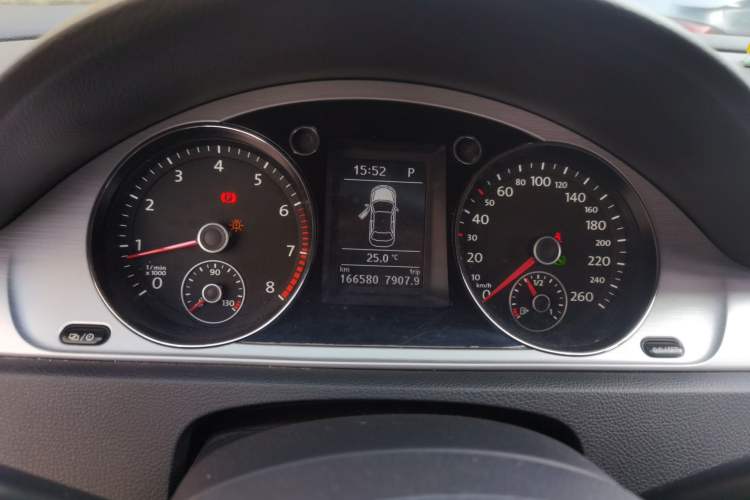 Used Volkswagen Magotan 2016 1.8TSI Smart Comfort Model Instrument Cluster