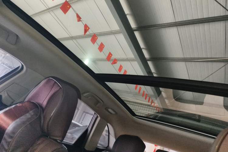 Used Zotye T600 2016 Sport Edition 2.0T DCT Prestige Model
