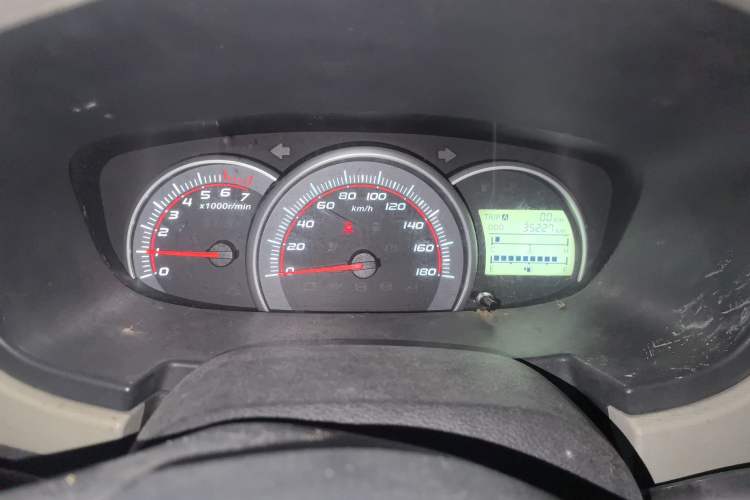 Used CHANGAN OSHAN Olisway 2013 1.2L Manual Elite Model