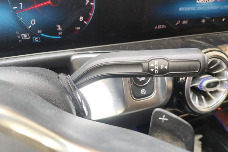 Used Mercedes-Benz GLB 2020 GLB 200 Dynamic Edition Gear Lever