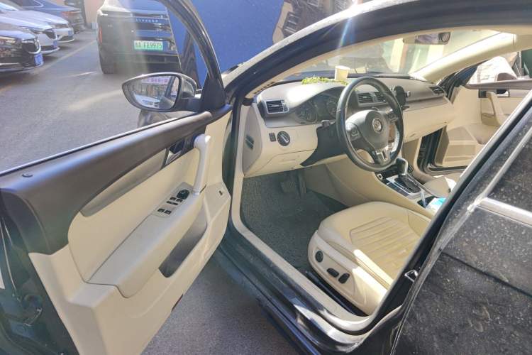 Used Volkswagen Magotan 2013 1.8TSI Premier Model Driver Seat