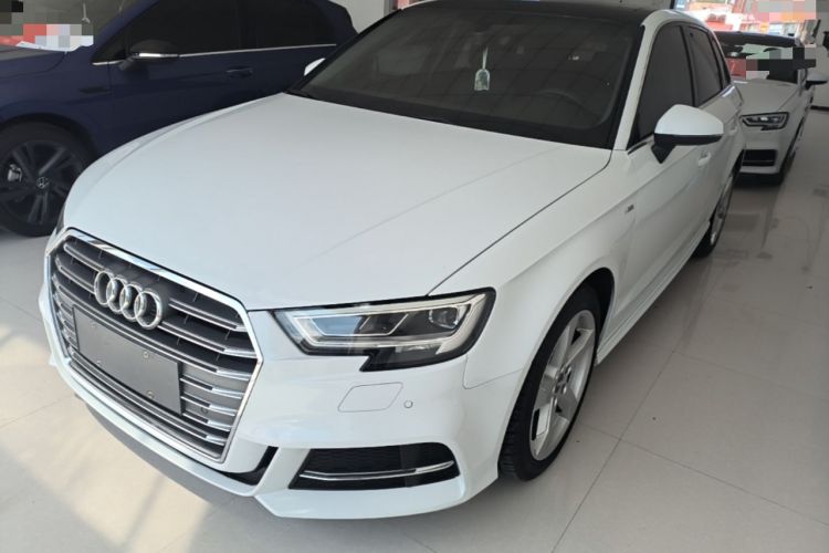 Used Audi A3 2020 Sportback 35 TFSI Fashion Edition China VI Emission Standard Guazi used car, China used car export, Used car for sale, Used cars, Cheapest cars for sale