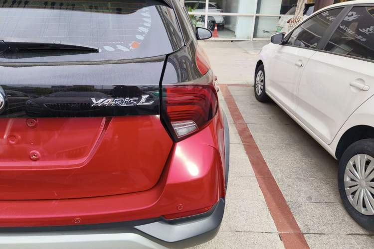 Used Toyota YARiS L Zhi Xuan 2021 X-Trail 1.5L CVT Luxury Edition Right Rear Taillight