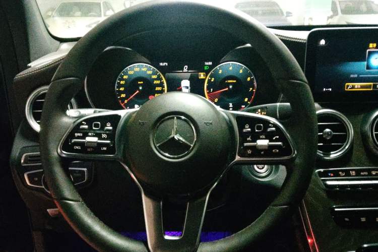 Used Mercedes-Benz GLC 2020 GLC 300 L 4MATIC Dynamic Edition
