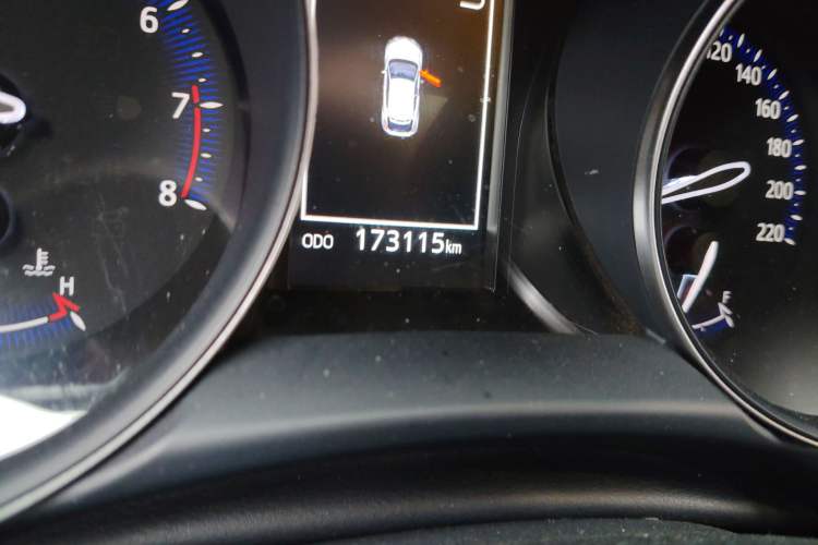 Used Toyota IZOA 2018 2.0L Yichi Version China VI Standard
