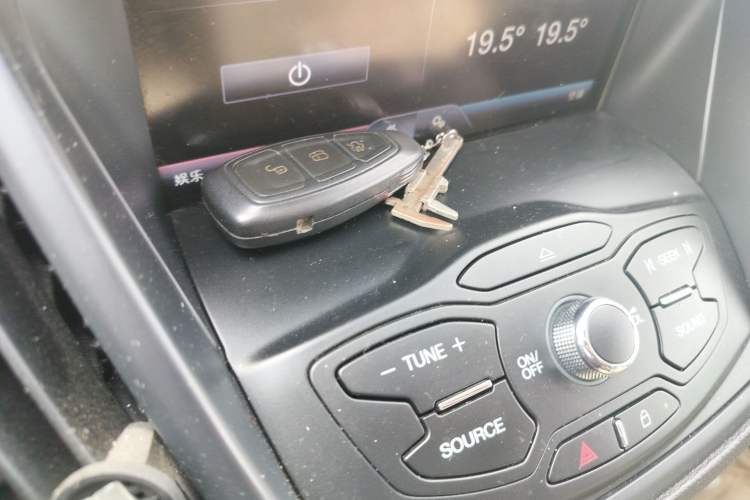 Used Ford Kuga 2013 1.6L GTDi 4x4 Elite Model
