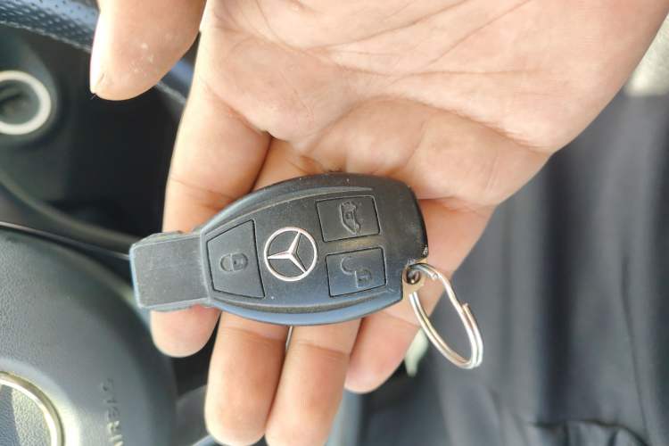 Used Mercedes-Benz Vito 2018 2.0T Business Version China VI Emission Standard
