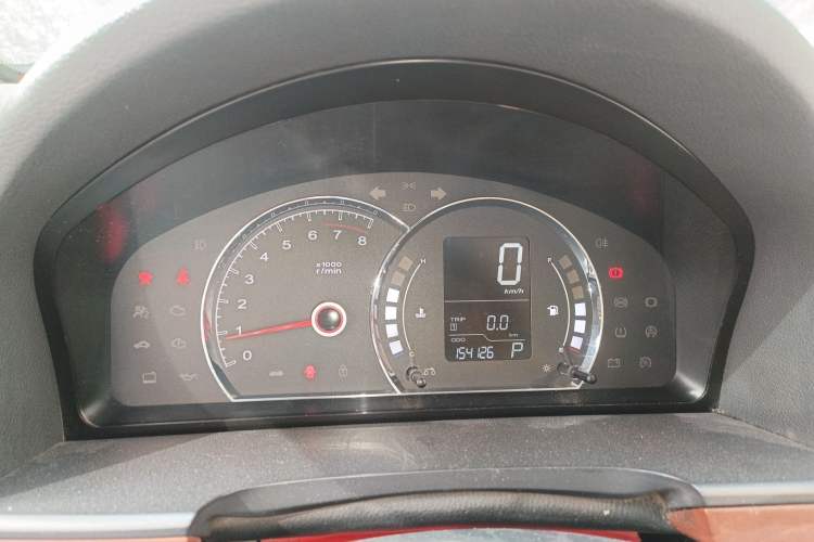 Used Roewe 350 2013 350C 1.5L Automatic Xunyue Edition