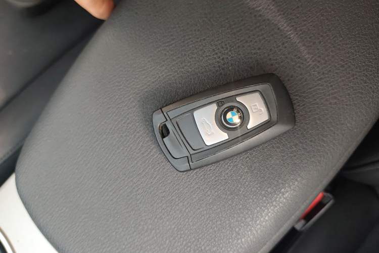 Used BMW X3 2016 sDrive20i
