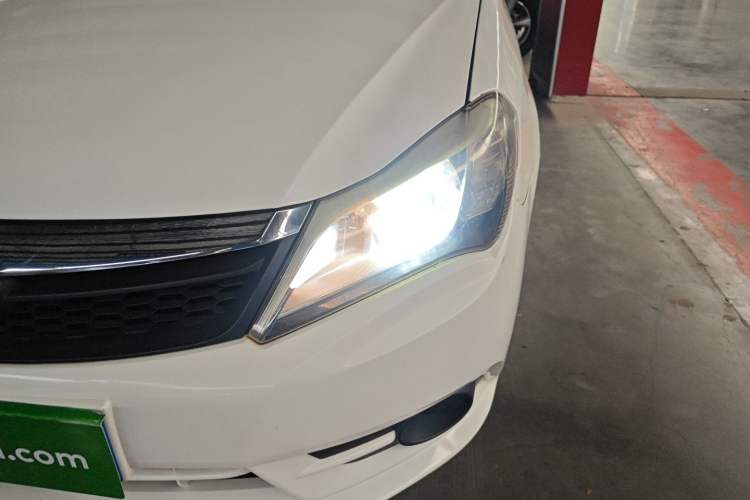 Used BYD F3 2015 Energy-Saving Edition 1.5L Automatic Luxury Model
