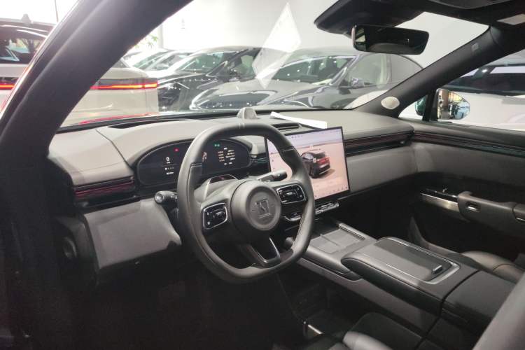 Used Zeekr 7X 2025 100 kWh Long-Range Rear-Wheel Drive with Intelligent Driving Features