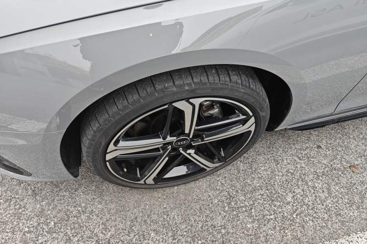 Used Audi A4L 2024 40 TFSI Luxury Dynamic Edition
