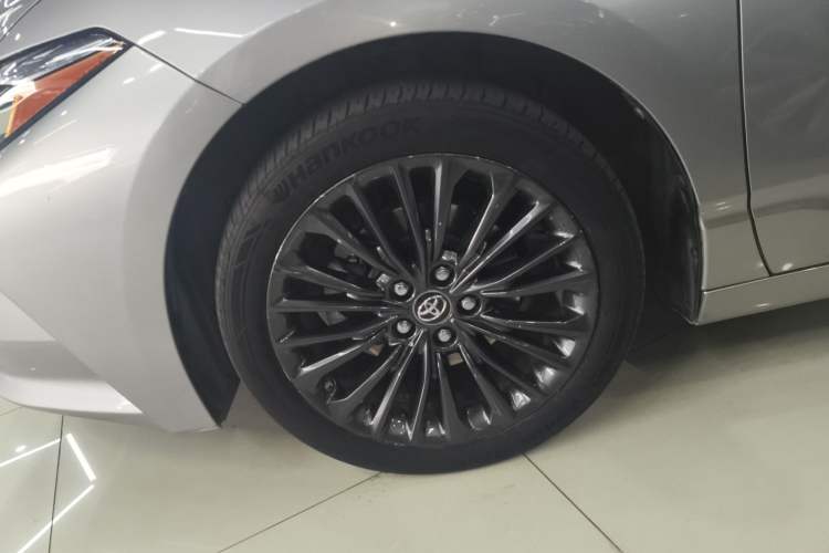 Used Toyota Avalon 2019 2.0L XLE Premium Edition China VI