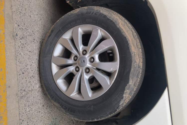 Used Kia Sportage 2013 2.0L Automatic Two-Wheel Drive GL Trim
