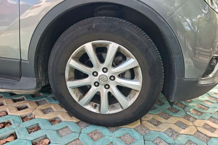 Used Buick Envision 2018 20T Two-Wheel-Drive Elite Model
