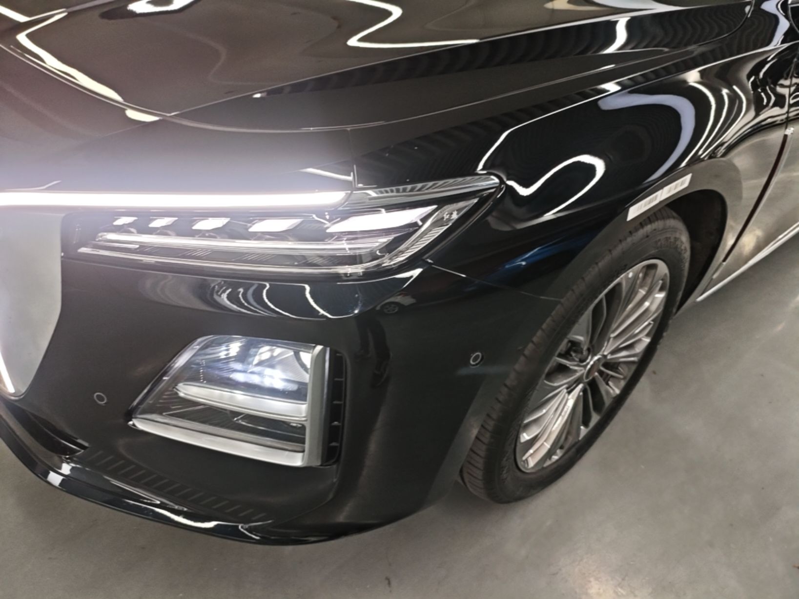 Hongqi H5 2026 Model 2.0T Automatic Qi Ling Pro Edition — снимка 8