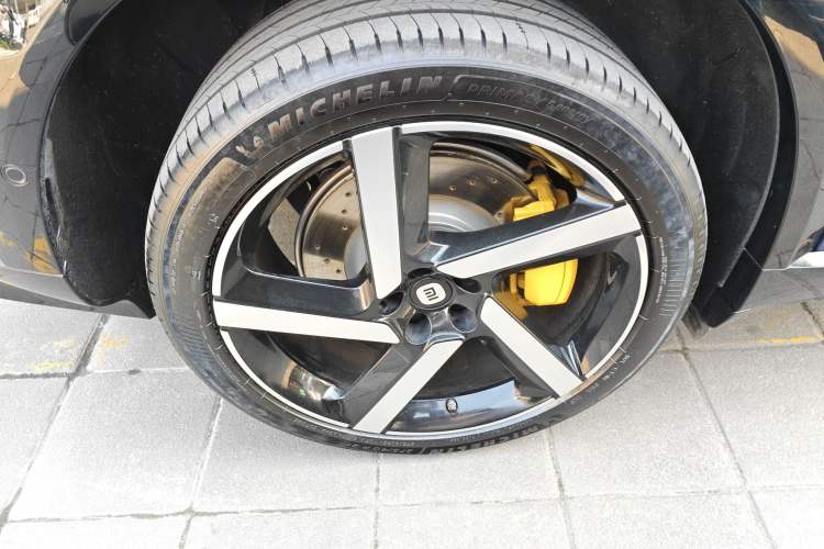 Used Xiaomi Auto YU7 2025 Ultra-Long Range High-Performance All-Wheel-Drive Max Edition