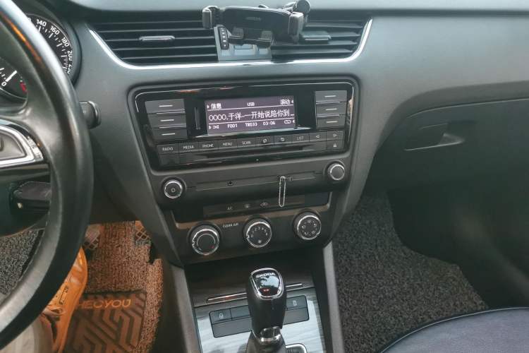 Used Skoda Octavia 2017 1.6L Automatic Smart Drive Edition